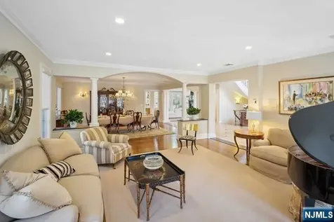 8 Willow Drive Englewood Cliffs NJ 07632