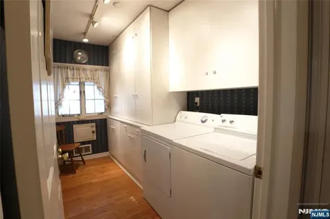 435 Carlton Road Wyckoff NJ 07481