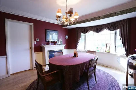 435 Carlton Road Wyckoff NJ 07481