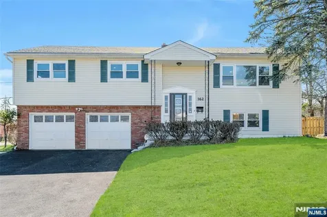 162 Grove Avenue Verona NJ 07044