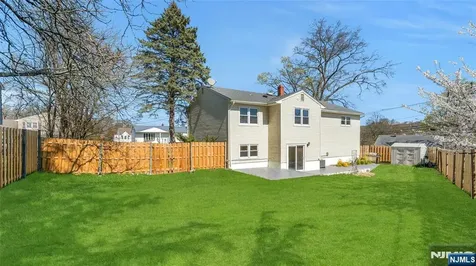 162 Grove Avenue Verona NJ 07044