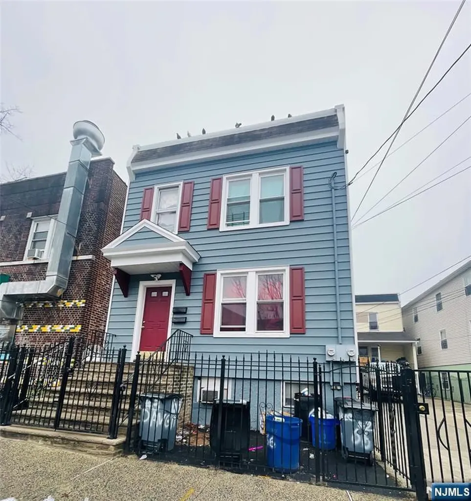66 Davenport Avenue Newark NJ 07107