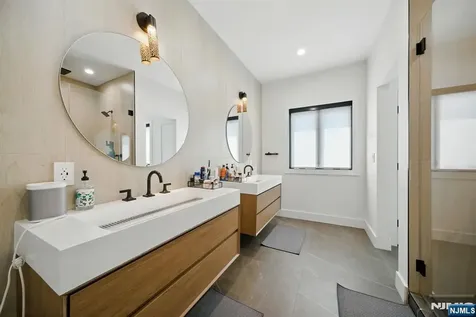 90 Columbus Drive Tenafly NJ 07670