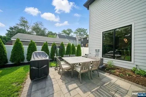 90 Columbus Drive Tenafly NJ 07670