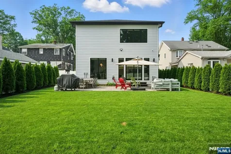 90 Columbus Drive Tenafly NJ 07670