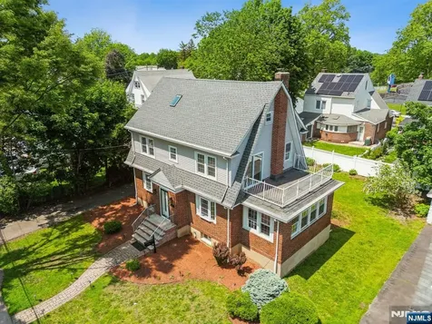 217 Grayson Place Teaneck NJ 07666