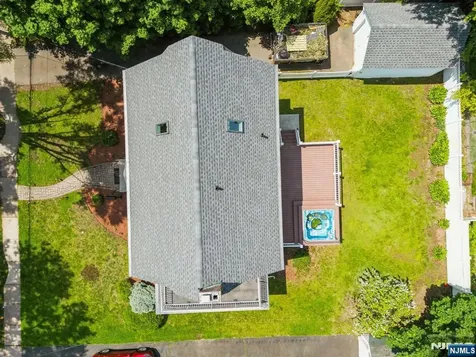 217 Grayson Place Teaneck NJ 07666