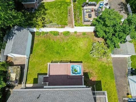 217 Grayson Place Teaneck NJ 07666