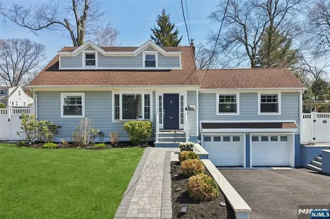 303 Walnut Street Twp Of Washington NJ 07676