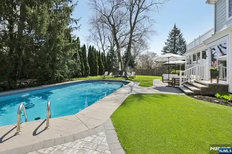 303 Walnut Street Twp Of Washington NJ 07676