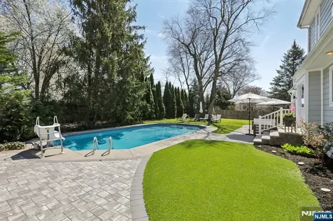 303 Walnut Street Twp Of Washington NJ 07676
