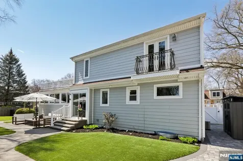 303 Walnut Street Twp Of Washington NJ 07676
