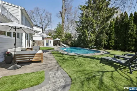 303 Walnut Street Twp Of Washington NJ 07676