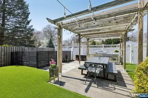 303 Walnut Street Twp Of Washington NJ 07676