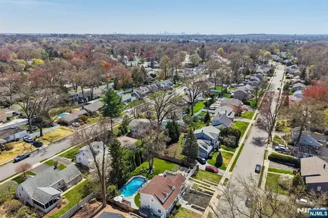 303 Walnut Street Twp Of Washington NJ 07676