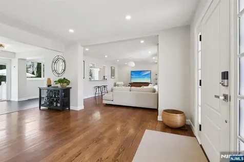 303 Walnut Street Twp Of Washington NJ 07676