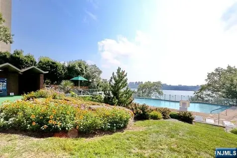 1 Horizon Road Fort Lee NJ 07024