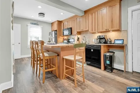 22 Glenridge Road West Milford NJ 07421