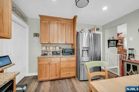 22 Glenridge Road West Milford NJ 07421