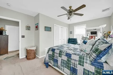 22 Glenridge Road West Milford NJ 07421