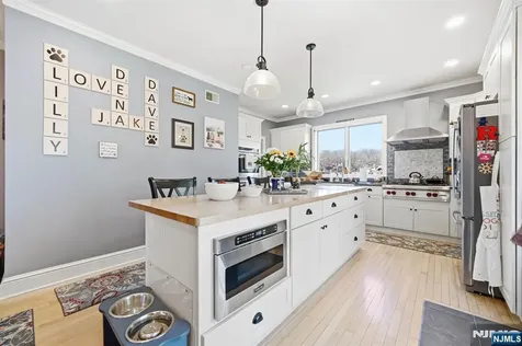 173 Point Breeze Drive West Milford NJ 07421