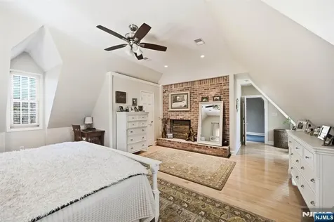 173 Point Breeze Drive West Milford NJ 07421