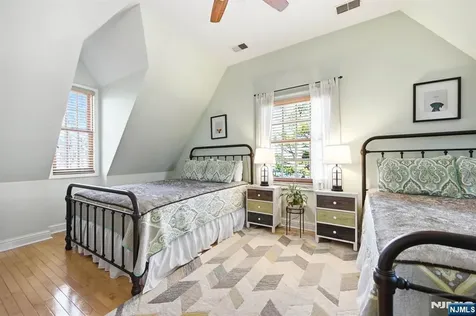 173 Point Breeze Drive West Milford NJ 07421