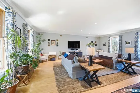 173 Point Breeze Drive West Milford NJ 07421