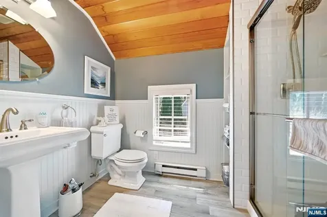 173 Point Breeze Drive West Milford NJ 07421