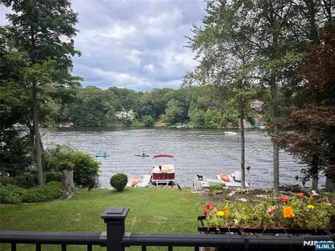 173 Point Breeze Drive West Milford NJ 07421