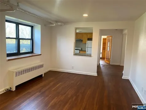 2329 Hudson Fort Lee NJ 07024