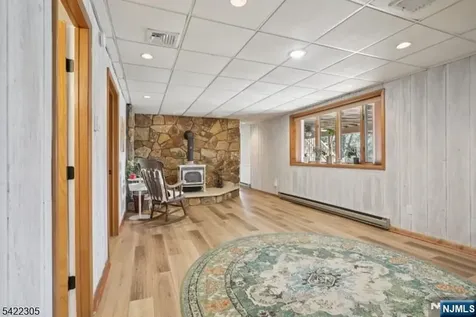 5 Bucky Lane Vernon NJ 07462