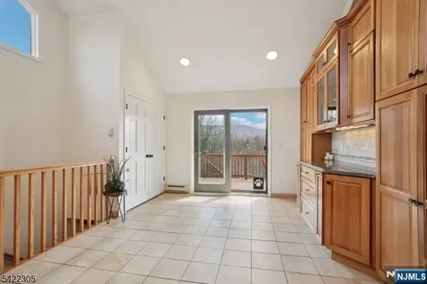 5 Bucky Lane Vernon NJ 07462