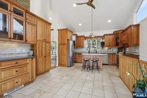 5 Bucky Lane Vernon NJ 07462