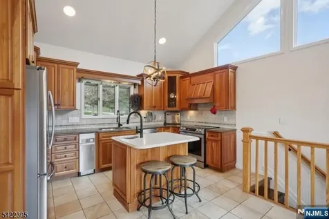5 Bucky Lane Vernon NJ 07462