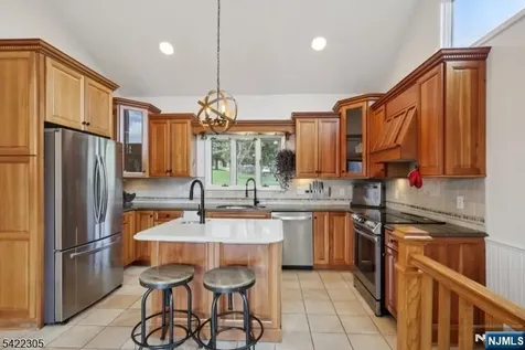 5 Bucky Lane Vernon NJ 07462