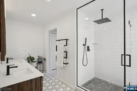 5 Bucky Lane Vernon NJ 07462