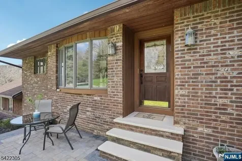 5 Bucky Lane Vernon NJ 07462