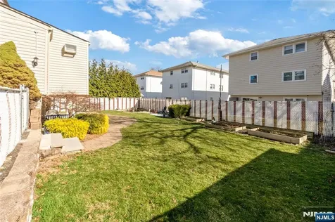 154 Orchard Street Elmwood Park NJ 07407