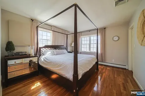 412 Eric Lane Northvale NJ 07647