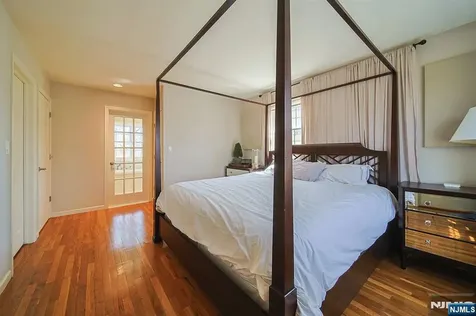 412 Eric Lane Northvale NJ 07647