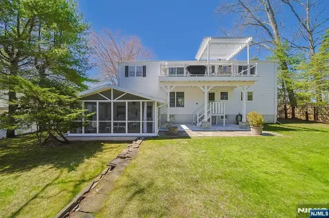 412 Eric Lane Northvale NJ 07647
