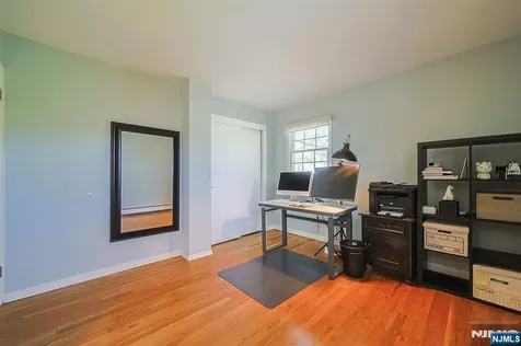 412 Eric Lane Northvale NJ 07647