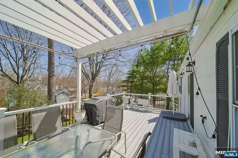 412 Eric Lane Northvale NJ 07647