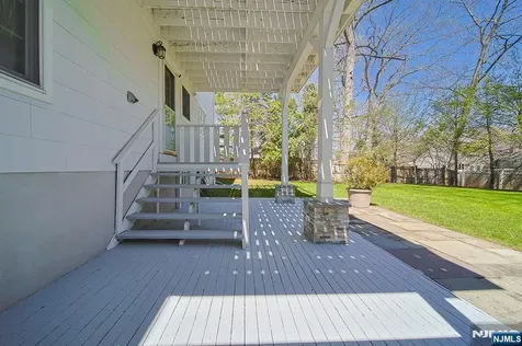 412 Eric Lane Northvale NJ 07647