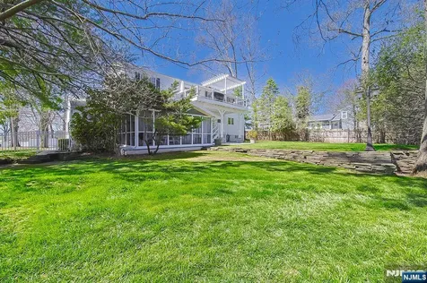 412 Eric Lane Northvale NJ 07647