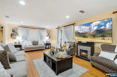 120 E Edsall Boulevard Palisades Park NJ 07650