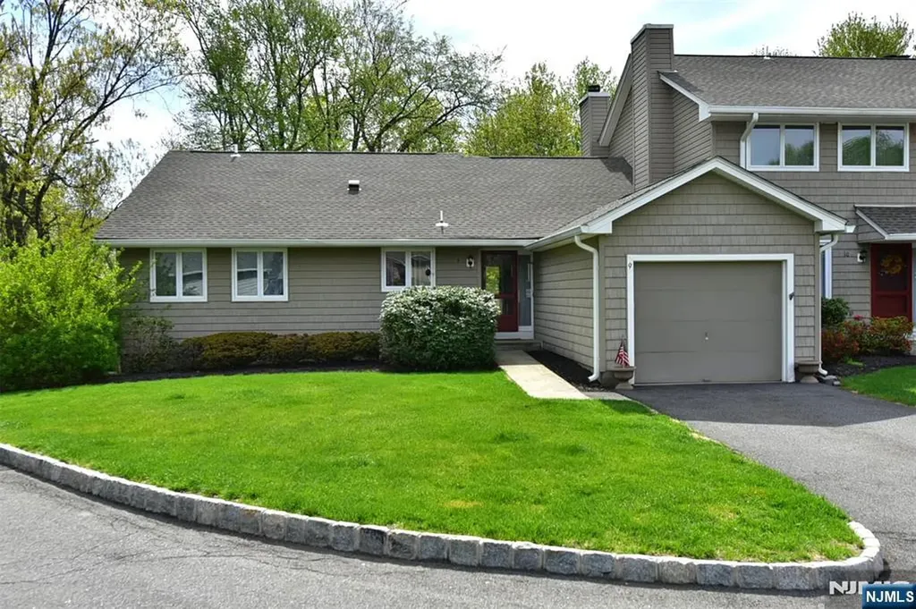 9 Parsons Court Mahwah NJ 07430