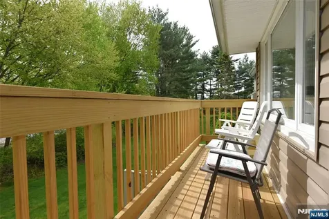 9 Parsons Court Mahwah NJ 07430