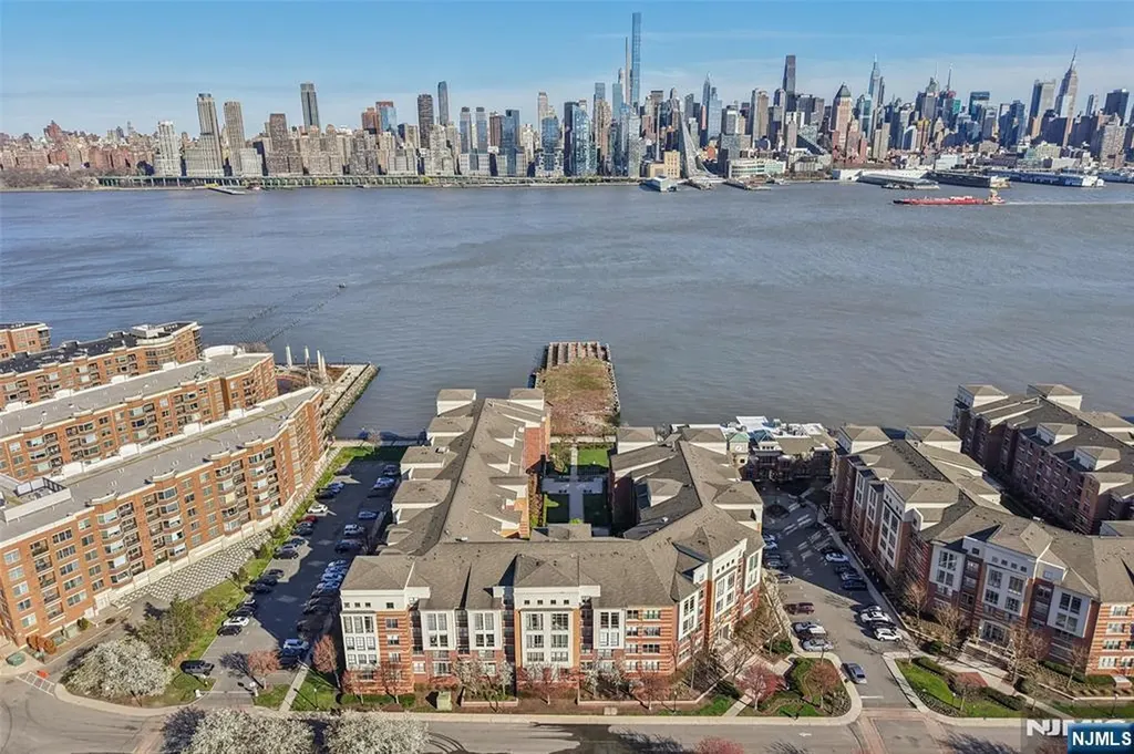 24 Avenue At Port Imperial West New York NJ 07093